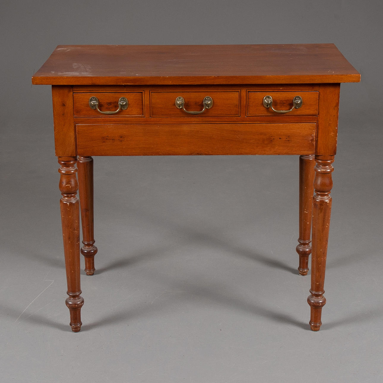 MESA DEL CAPITÁN. Escritorio década de 1880.