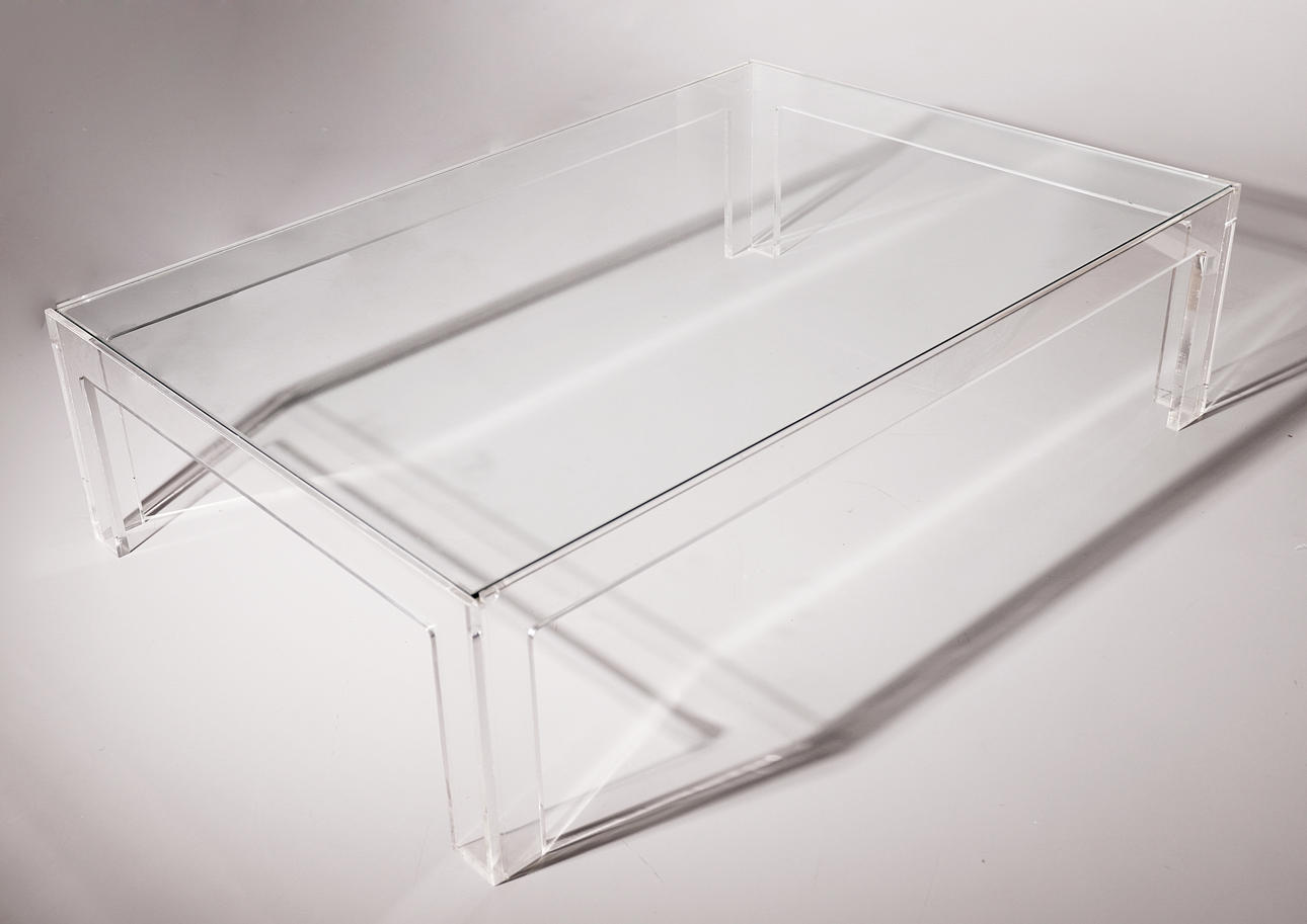 MESA DE CENTRO AÑOS 80 DE METACRILATO.