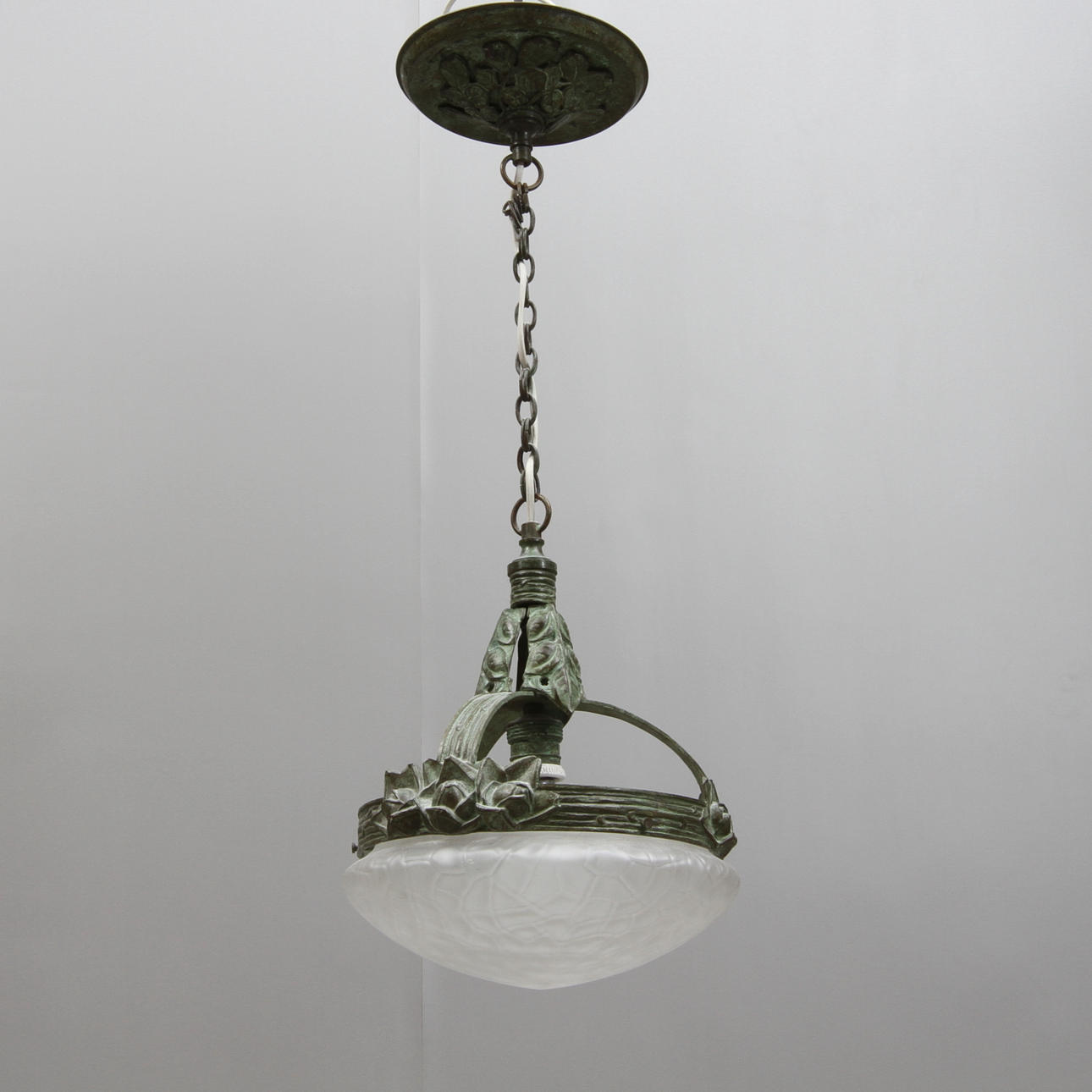 TAKLAMPA, brons, jugend, troligen Böhlmarks, omkring 1900.