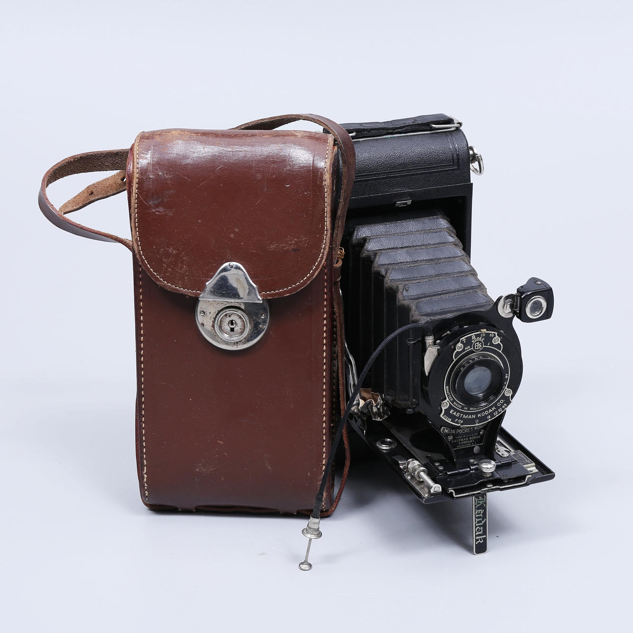 BELLOWS CAMERA, No. 1A Pocket Kodak, with case.
