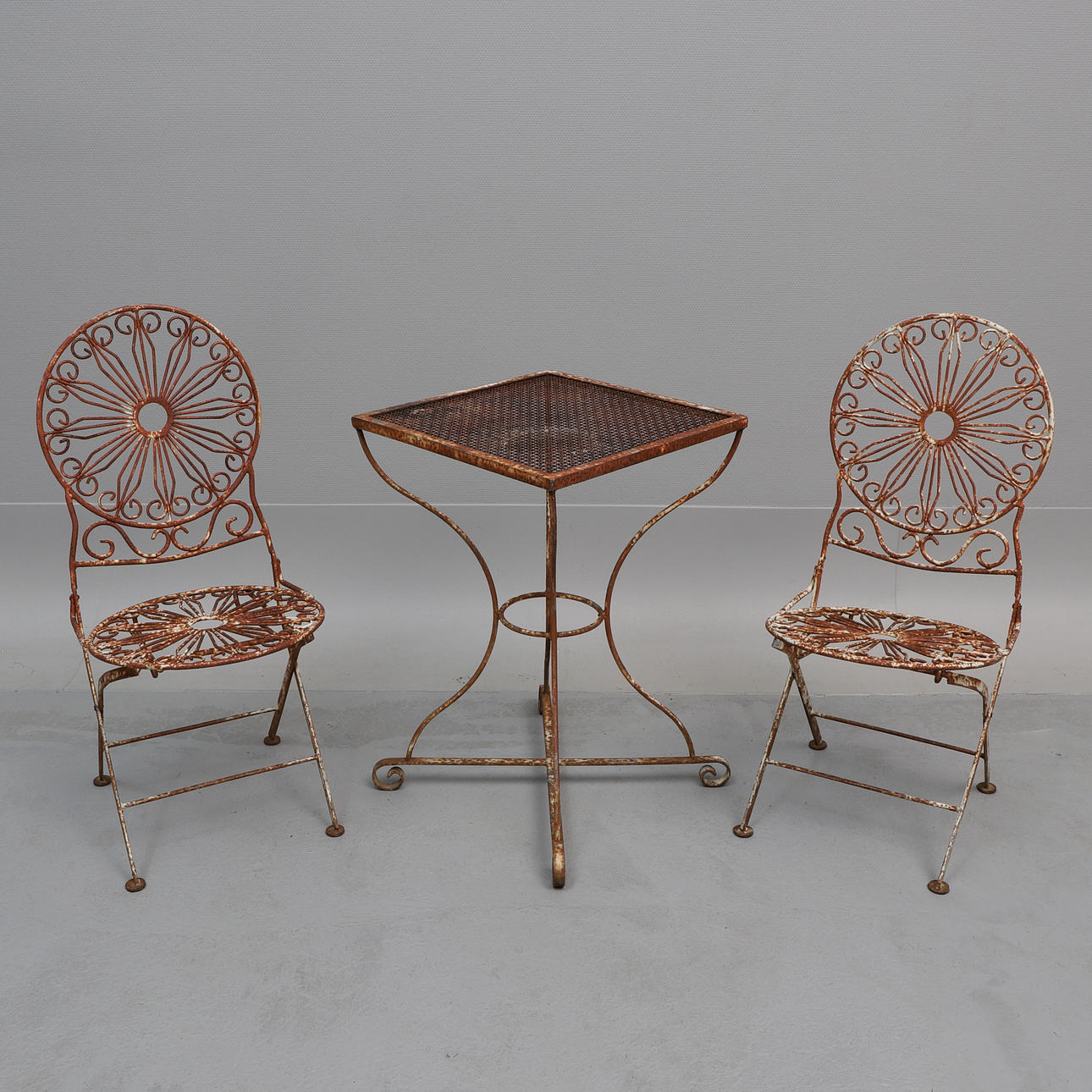 CAFÉSET, 3 delar, bord & stolar, metall.