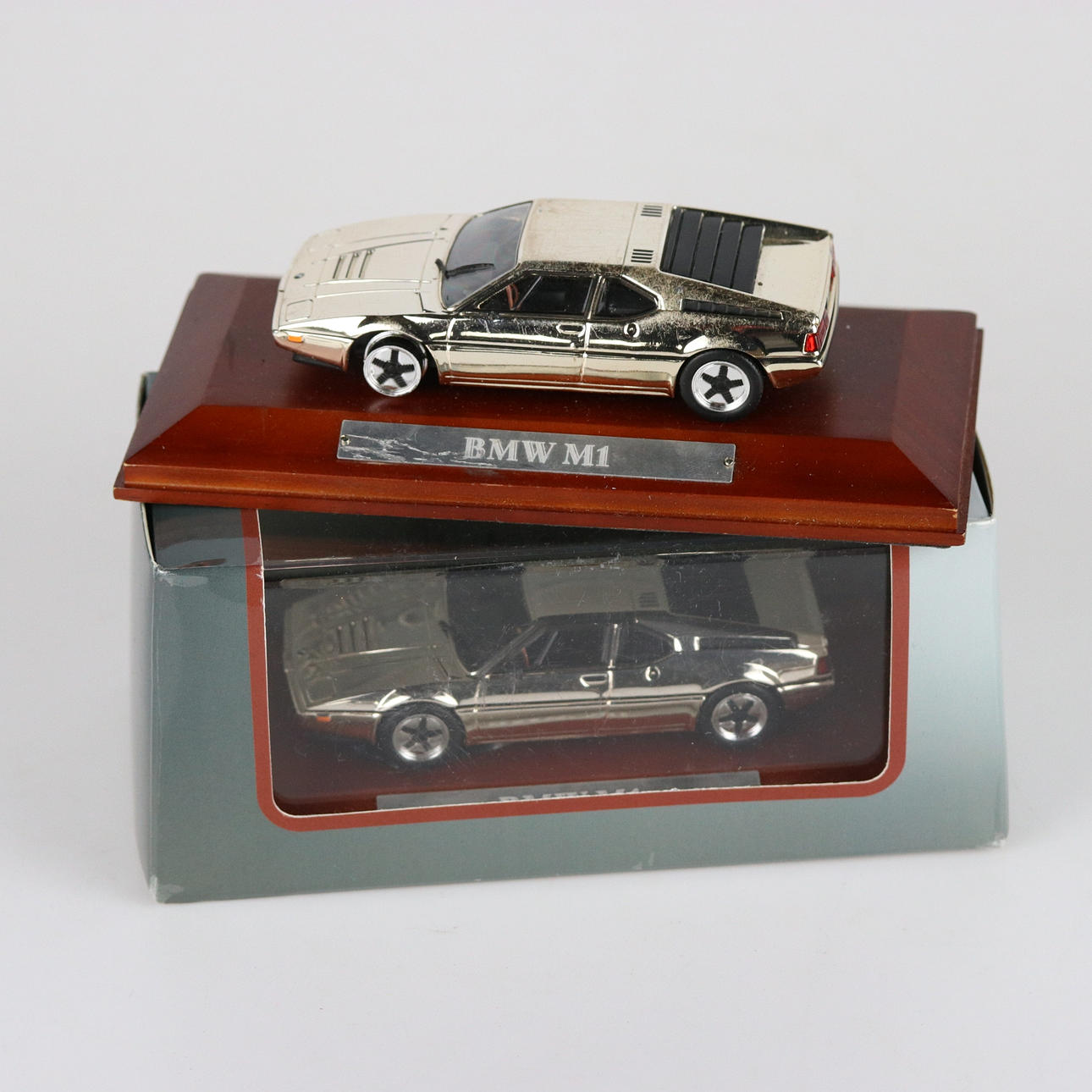 Modèle Réduit BMW M1 1:43 Atlas DeAgostini Silver-Cars - Neuf Sous Blister - Collection Voitures Argentées