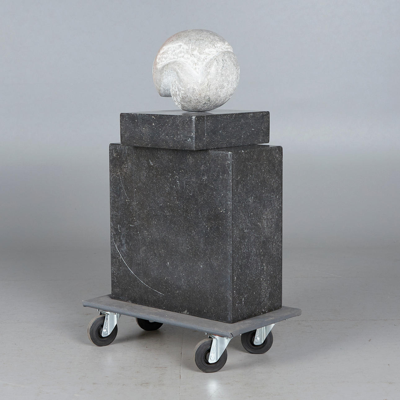 MICHAEL POHLMANN. Skulptur / Figur, 'Gebrochene Eiform', Marmor, 1987.