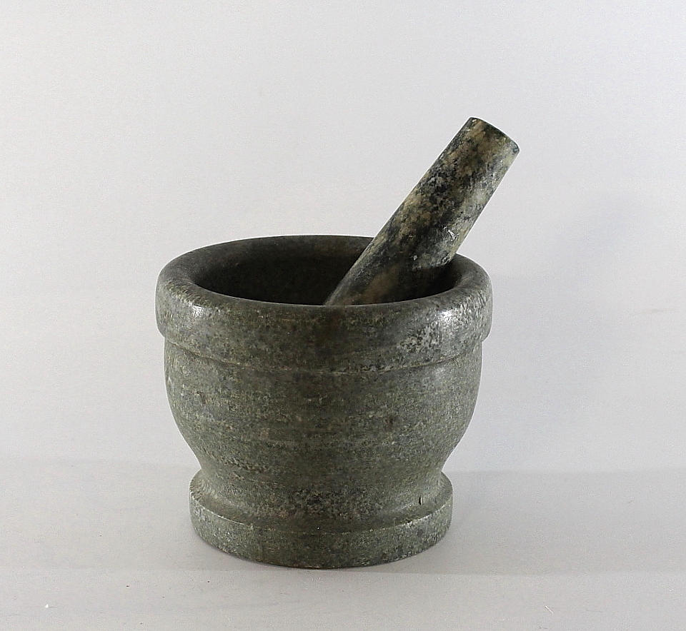 MORTEL MED STÖT, kolmårdsmarmor, 1800/1900-tal.