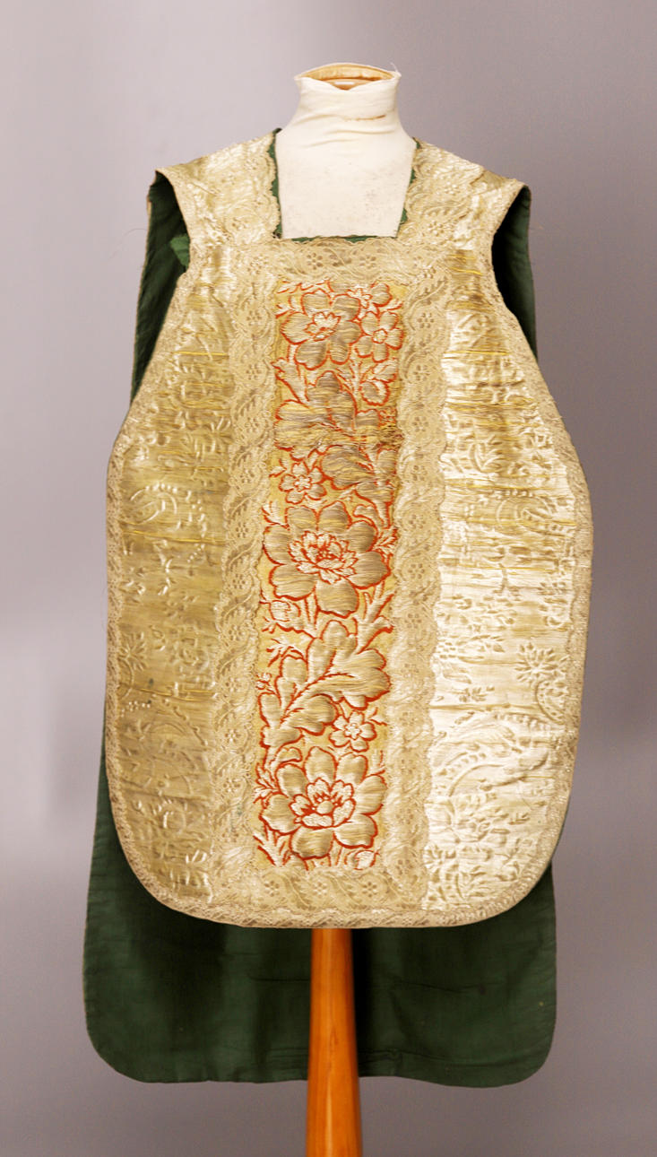 CASULLA SIGLO XVII-XVIII.