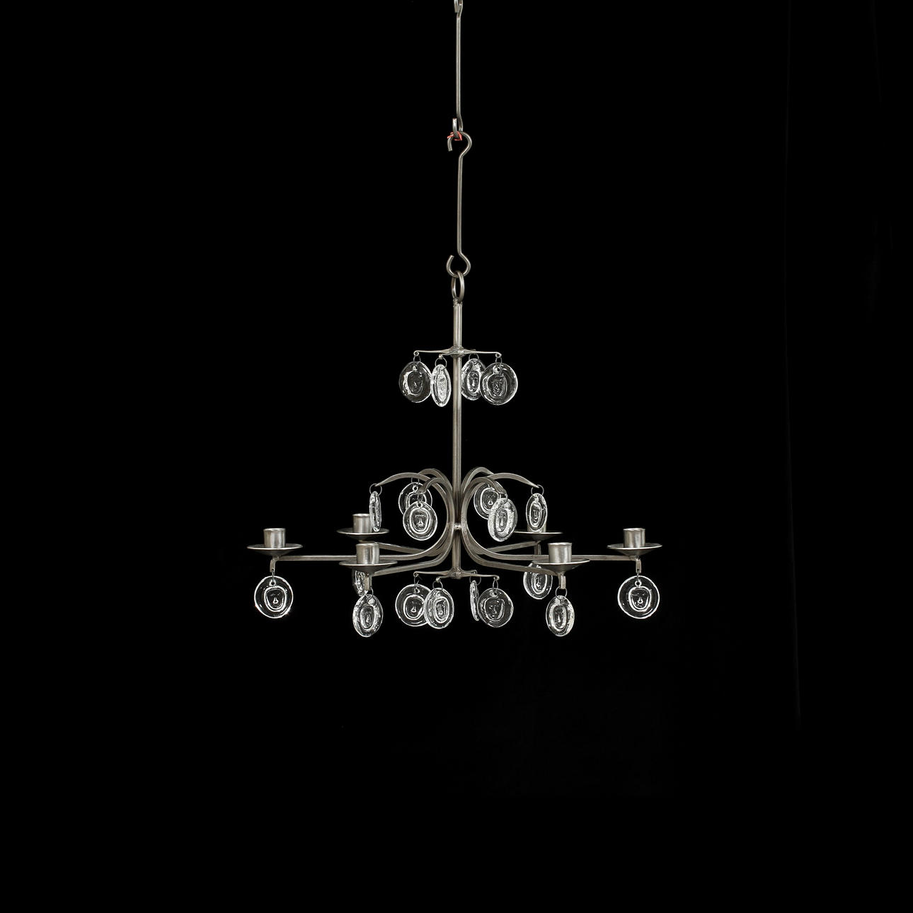 ERIK HÖGLUND. Ljuskrona, höjd 36 cm.