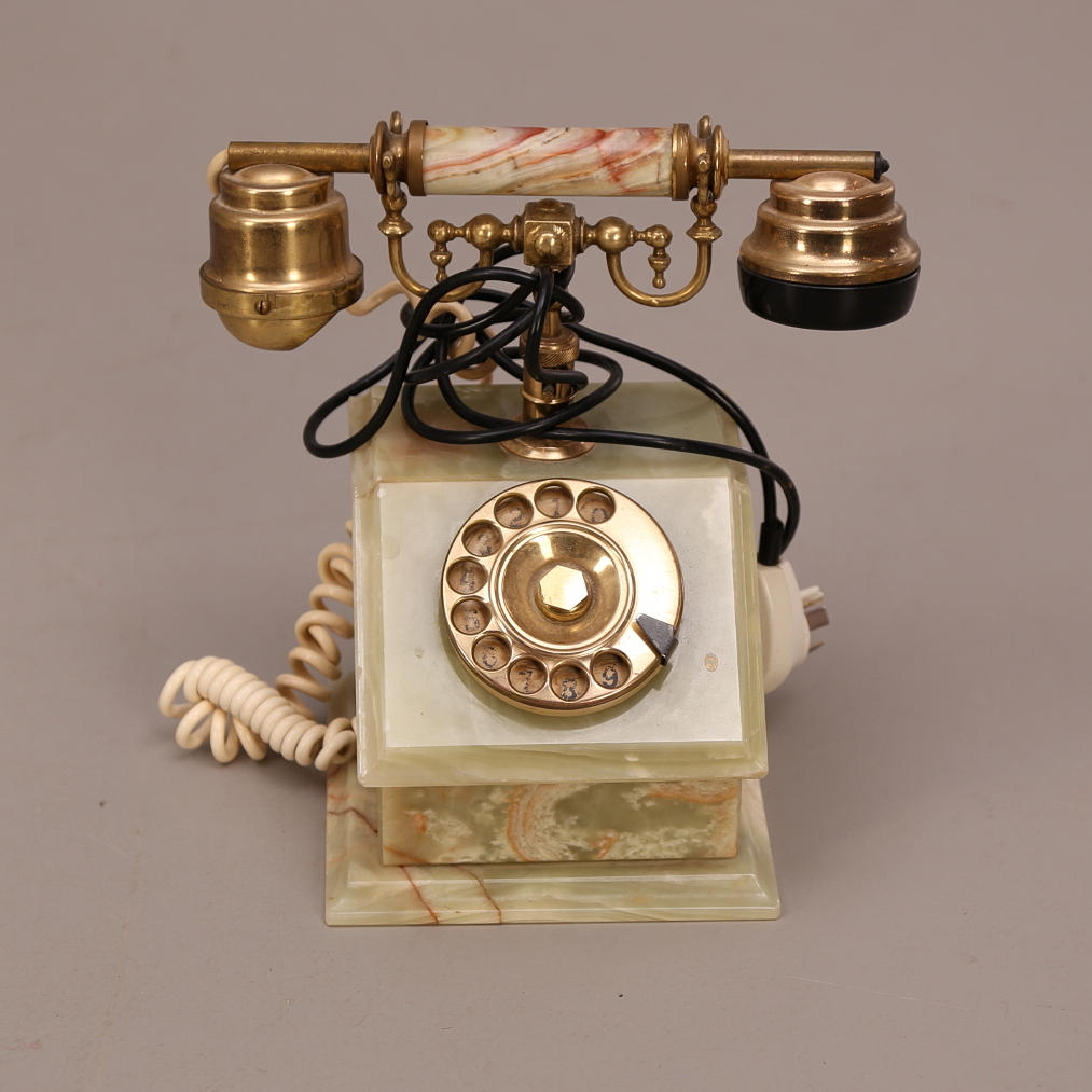 BORDSTELEFON, alabaster/mässing,TELART - Viareggio - Italien.