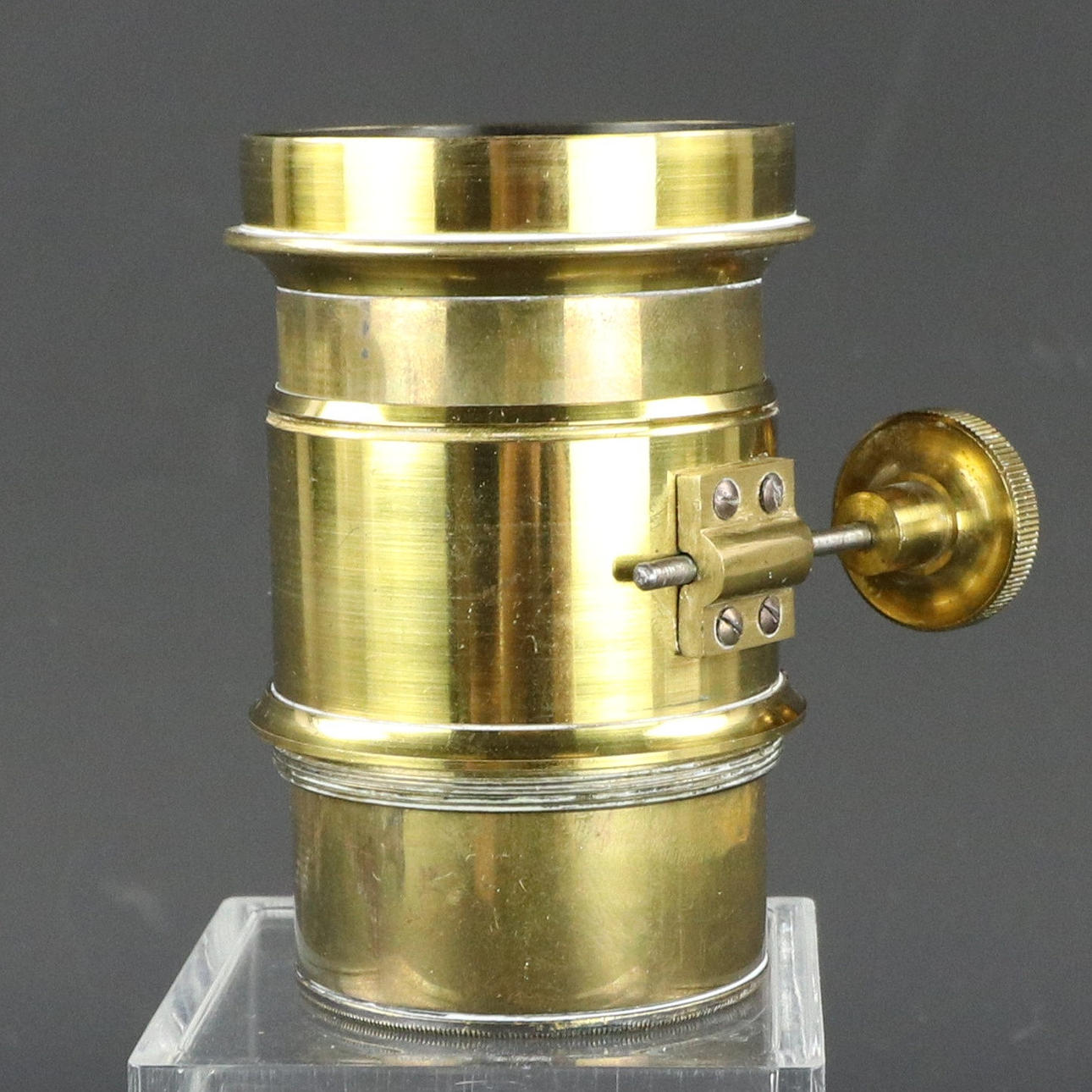 OBJEKTIV, Messing, 20. Jahrhundert. 19.