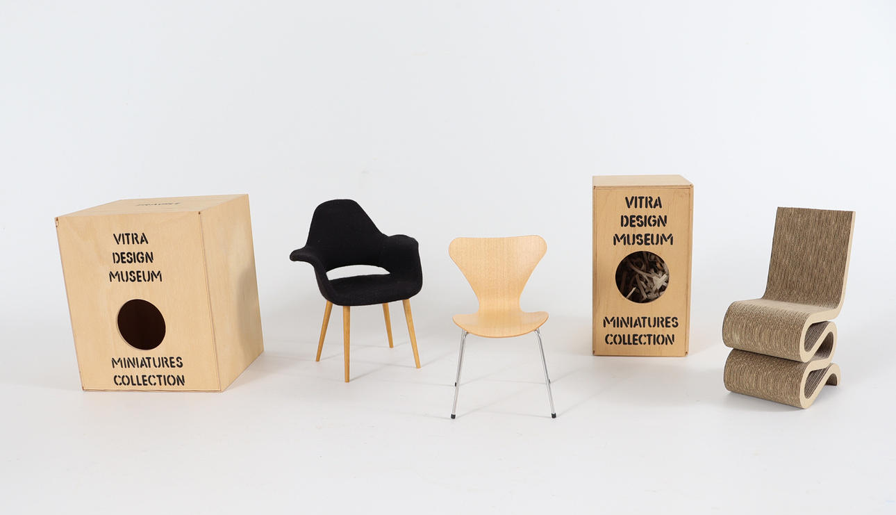 Vitra miniatures from the Vitra Design Museum (3).
