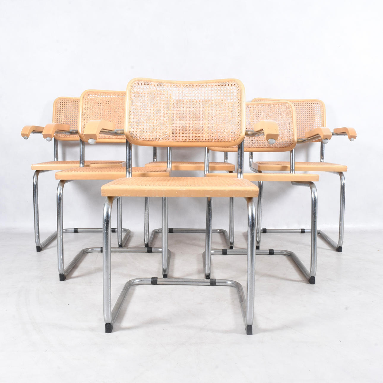 STÜHLE, 6 Bauhausstil, 1900er Jahre.