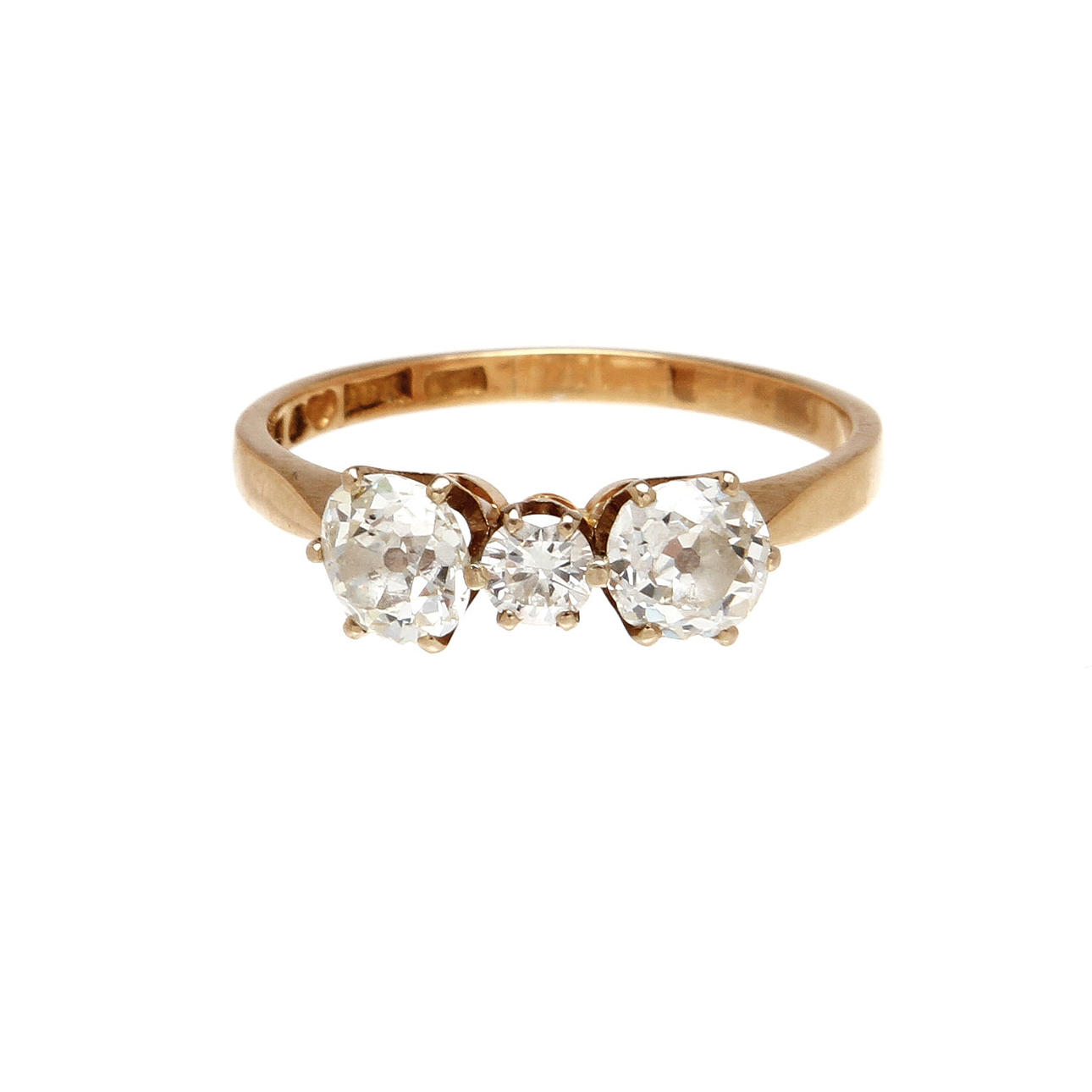 RING, 18k guld med 3 st diamanter, totalt ca 1,4ct. Vikt 3,7g.