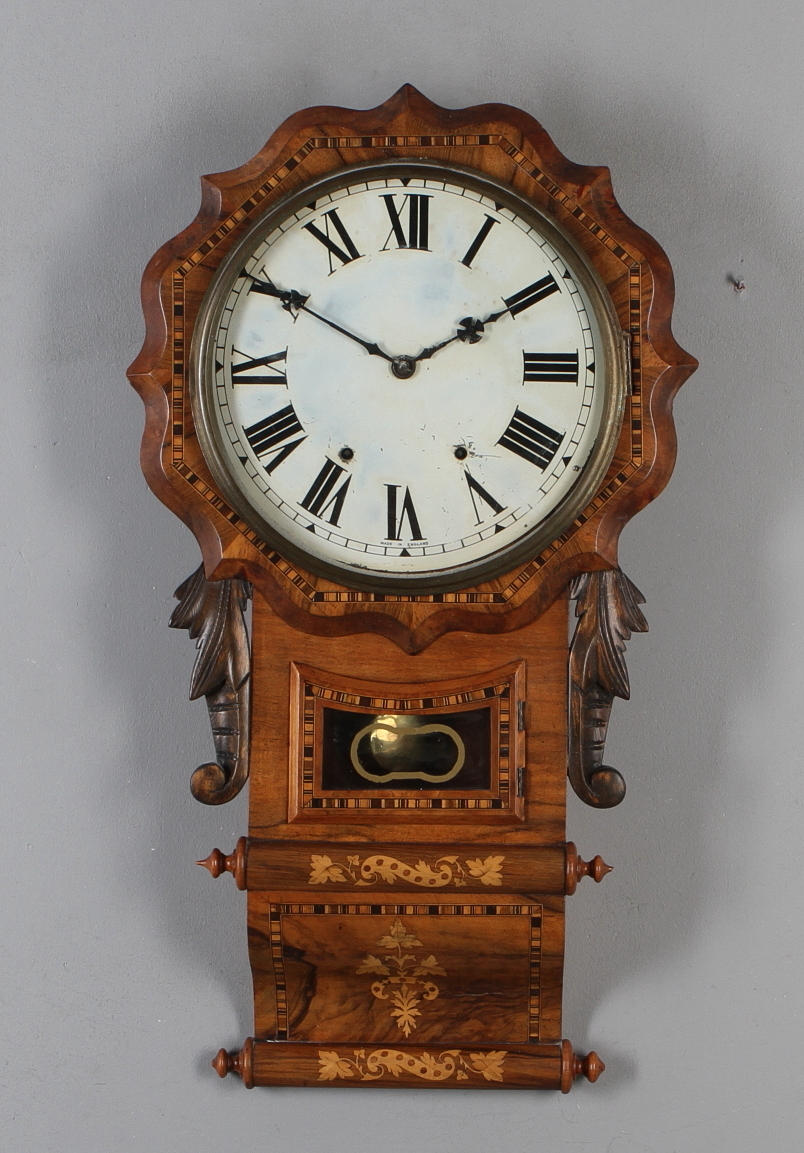 VÄGGUR, intarsia, urtavland märkt Made in England, 1900-tal.