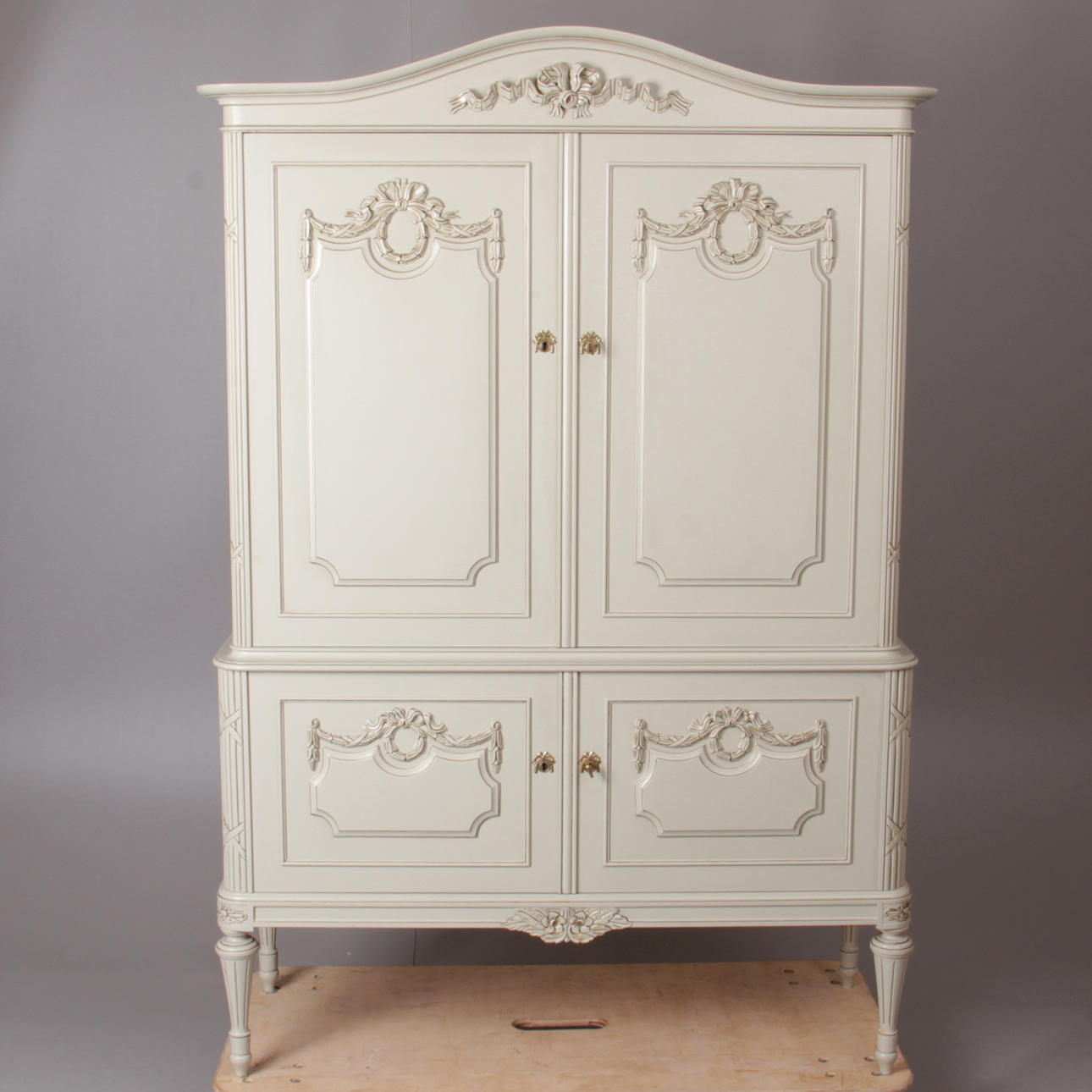 MATSALSSKÅP, Gustaviansk stil, Alsterbro möbeltillverkning, 1900-talets andra hälft.