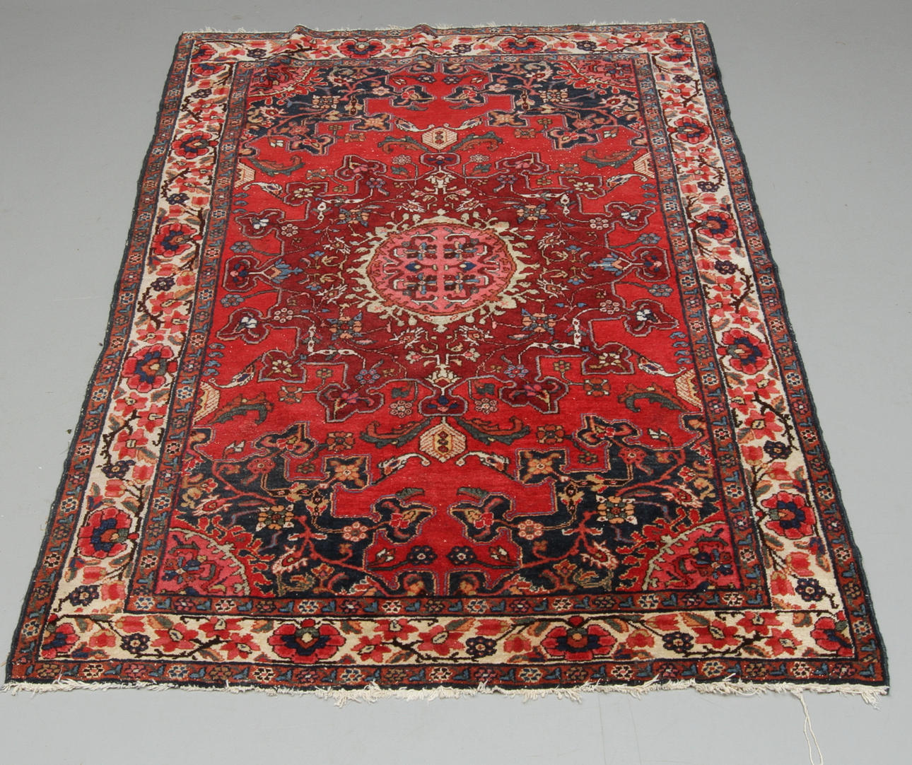 MATTA, orientalisk, 192 x 133 cm.