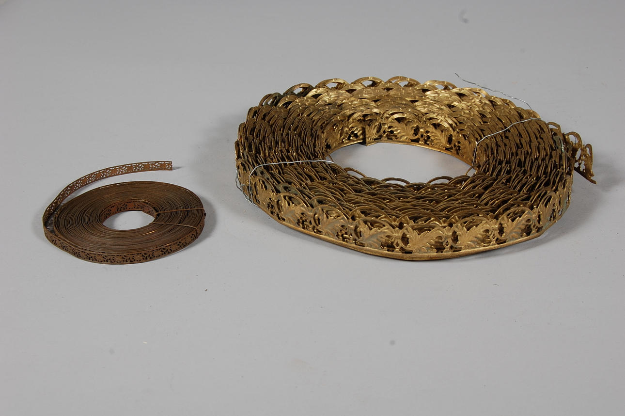 MÄSSINGSRING TILL LJUSKRONOR, ca 6 m.