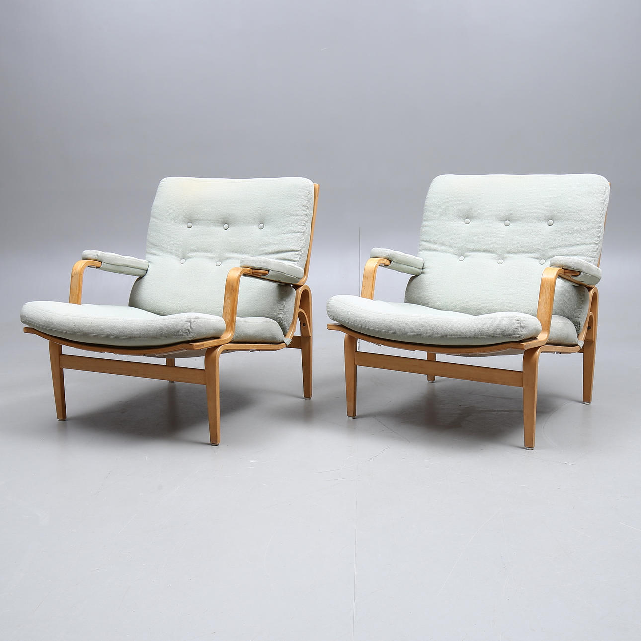 BRUNO MATHSSON. LÆNESTOLE, 1 par, "Ingrid low", Dux.