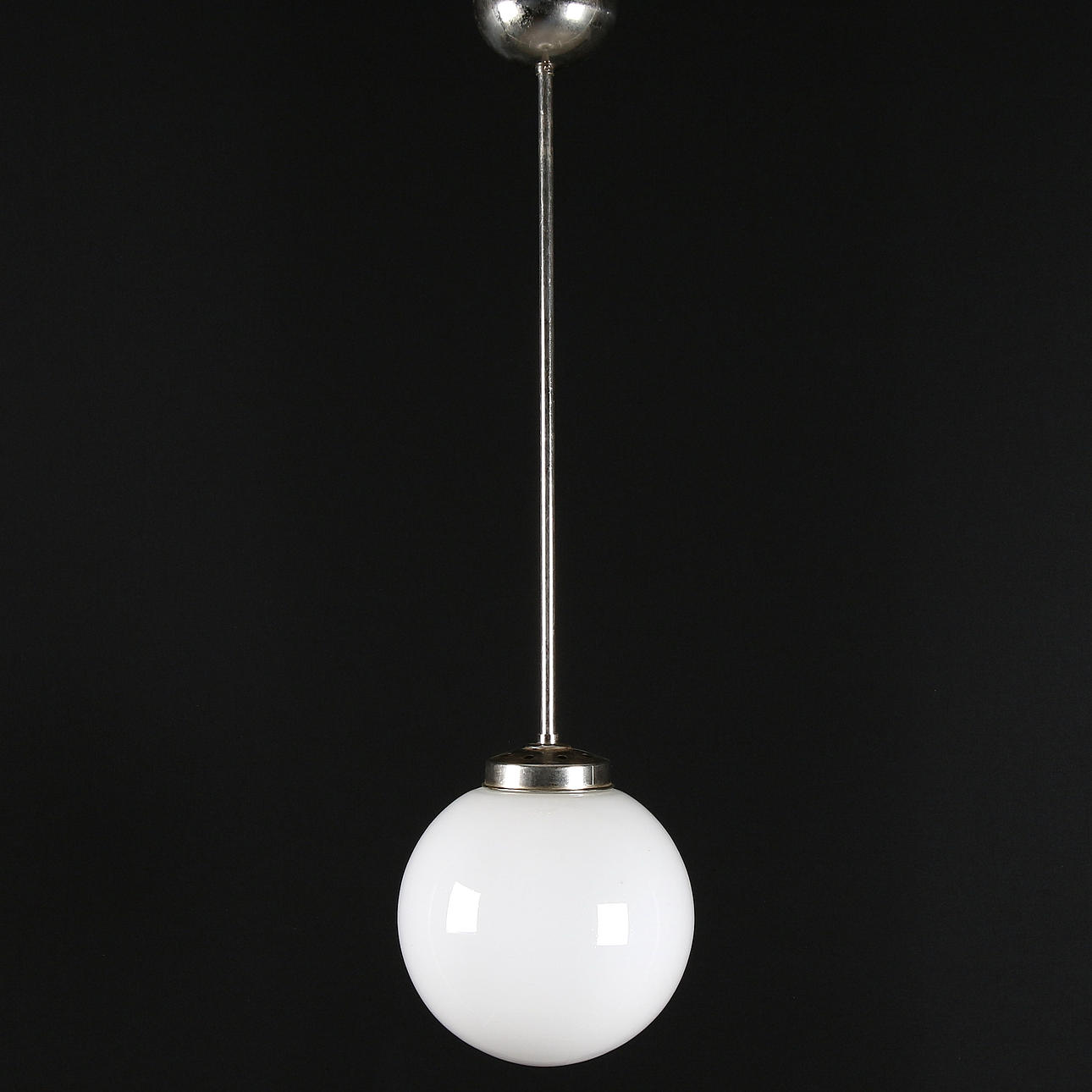 TAKLAMPA, 1900-talets första hälft.