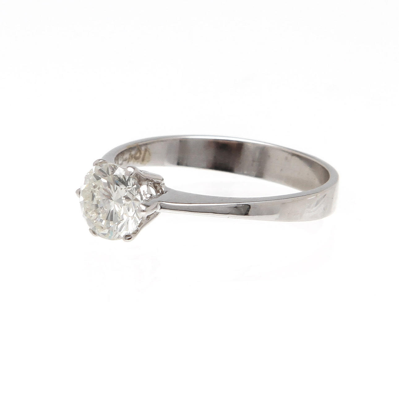 RING, 14K vitguld med diamant, totalt ca 1ct. Vikt 2,7g.