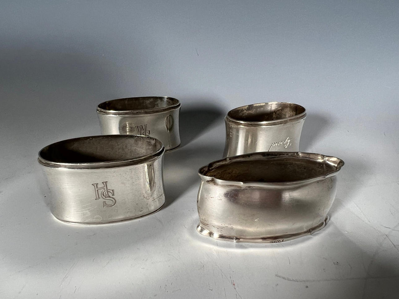 Konvolut Serviettenringe, 800er.