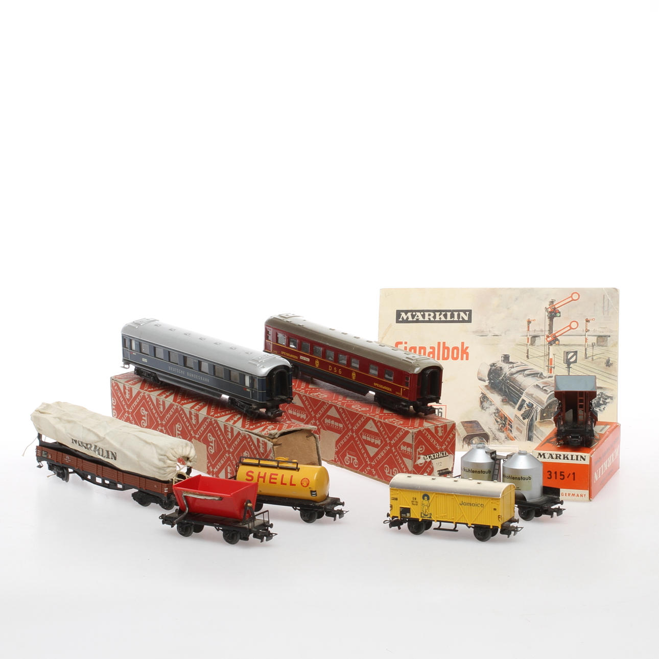 MÄRKLIN 8 stycken vagnar. 315/1, 346/2 och 346/ 6 i originalkartonger.