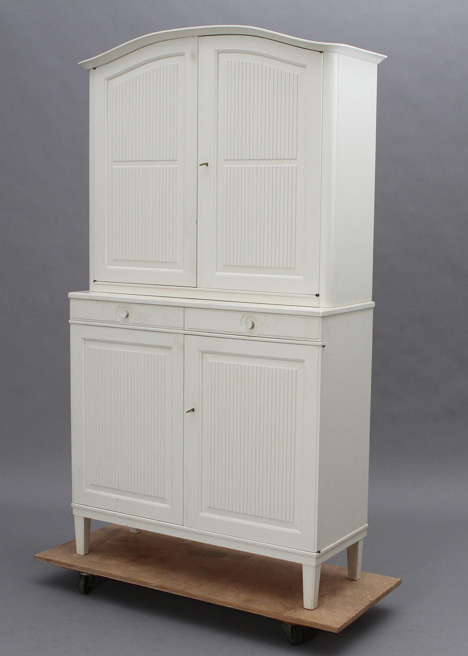 CARL MALMSTEN. SKÅP, "Herrgård".