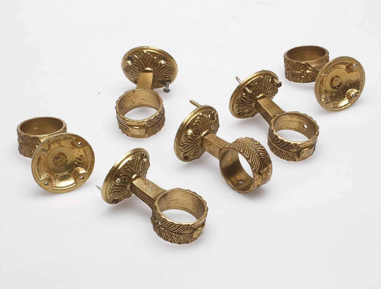 GARDINSTÅNGSHÅLLARE, 3 par, mässing, 1900-tal.