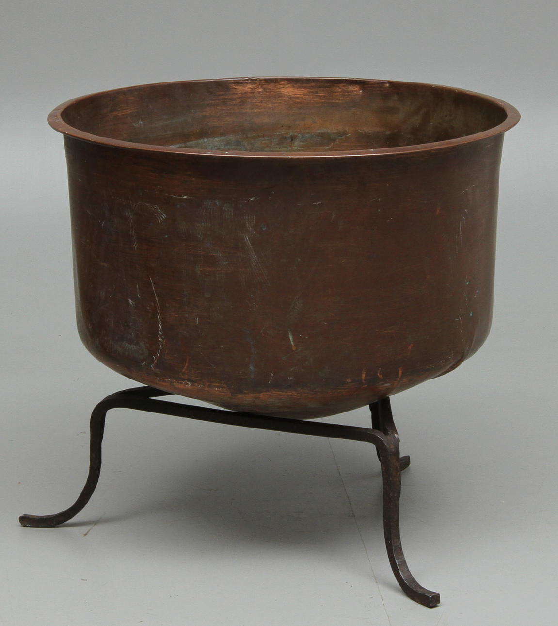 BYKKAR, koppar, 1900-tal.