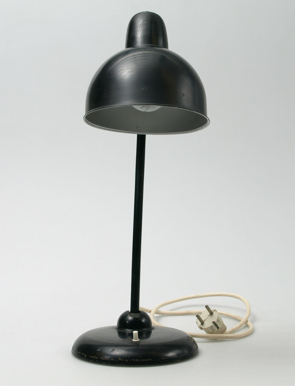 BORDSLAMPA, Bauhaus, Kaiser idell.