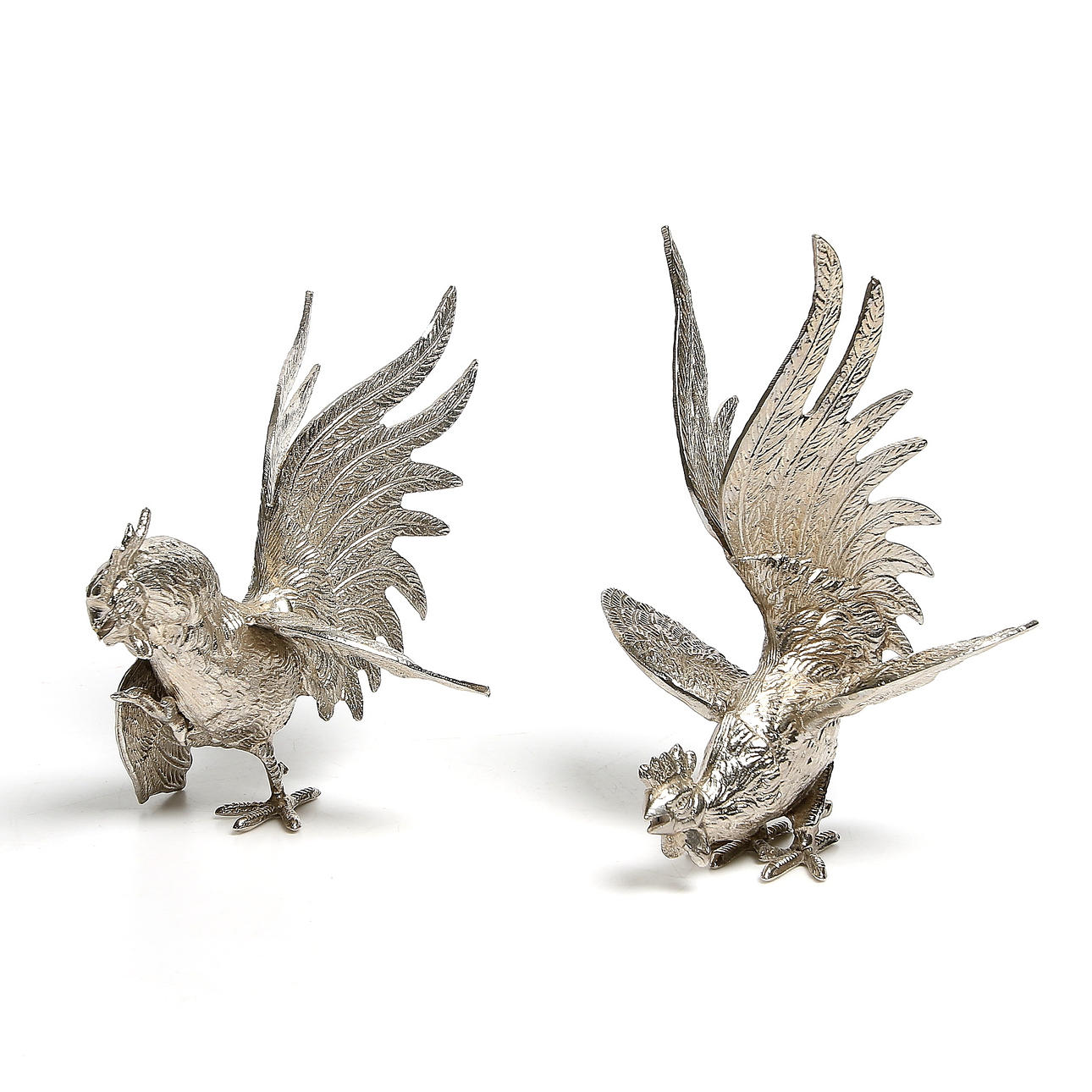 BORDSDEKORATIONER 2 st, tuppar, vitmetall, Italien, 1900-tal.