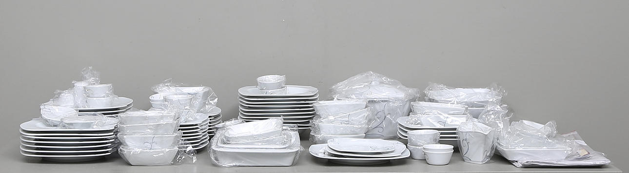 SERVISDELAR, 90 delar, "Victoria", Fyrklövern, 2010.