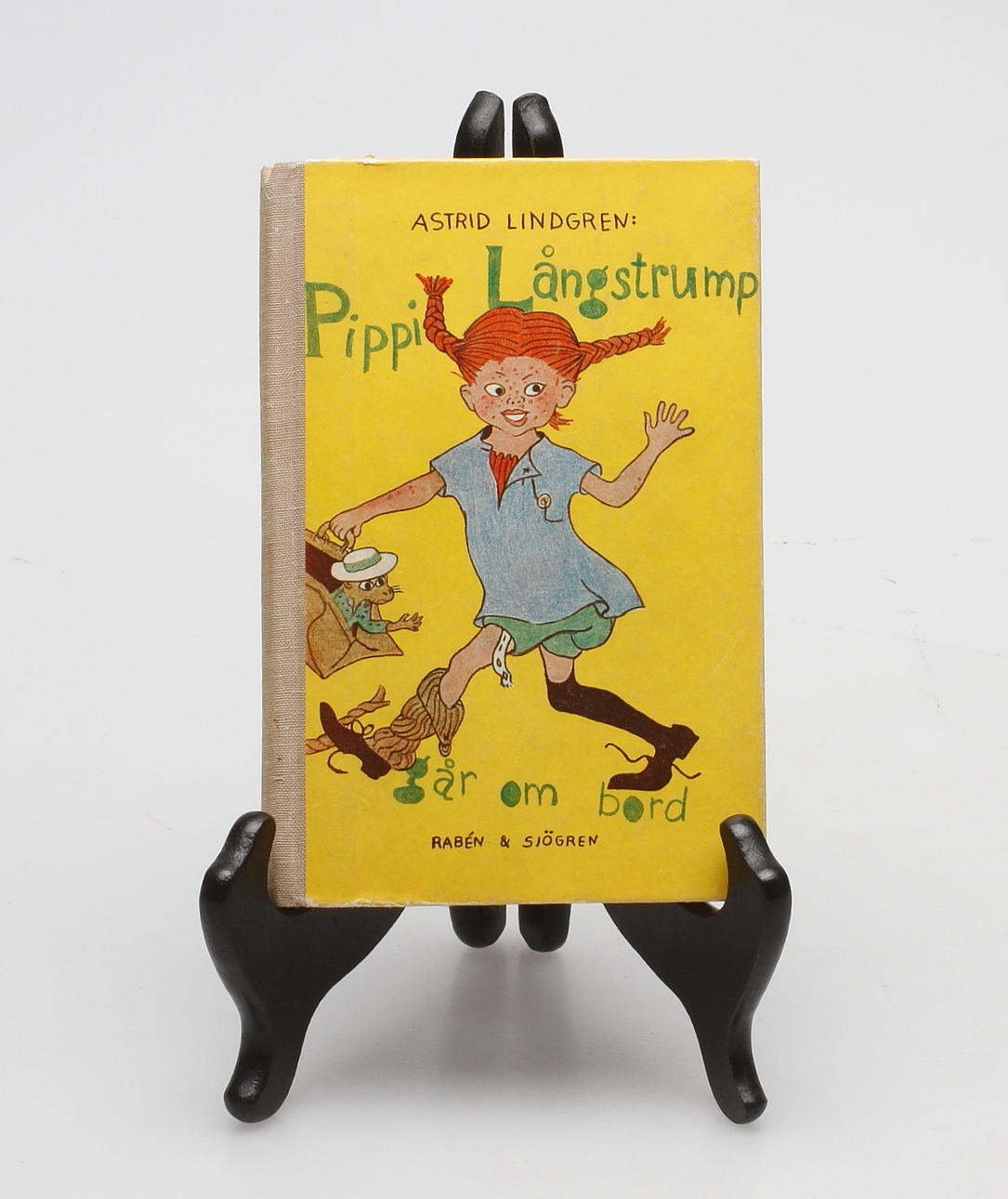 ASTRID LINDGREN, "Pippi Långstrump går om bord", 1:a upplaga, Rabén & Sjögren, 1946.