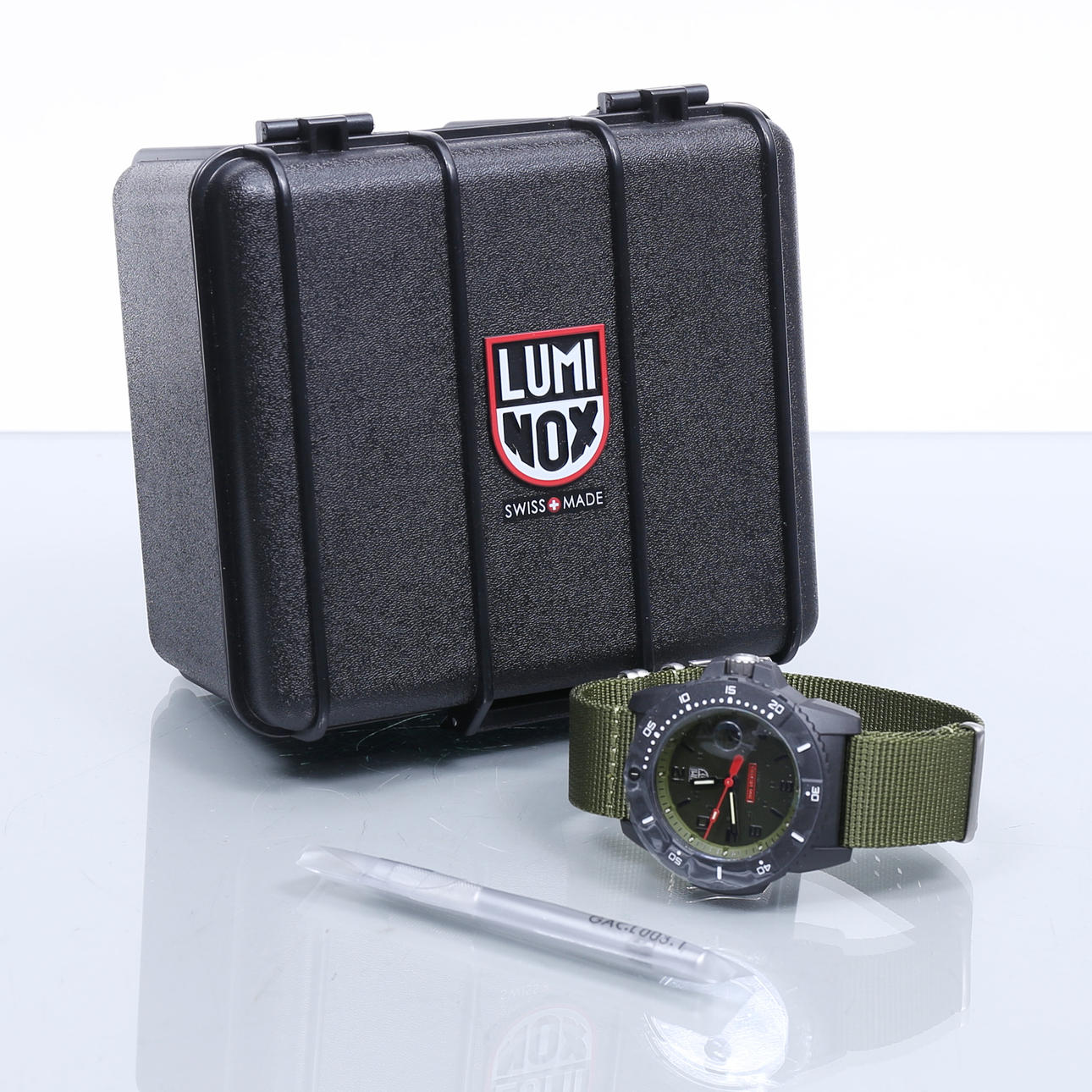 LUMINOX NAVY SEAL, armbandsur, quartz, samtida.