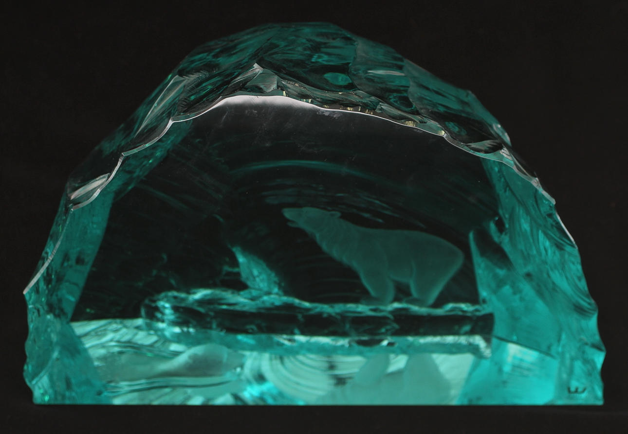 GLASBLOCK, Vicke Lindstrand, Kosta signerad.