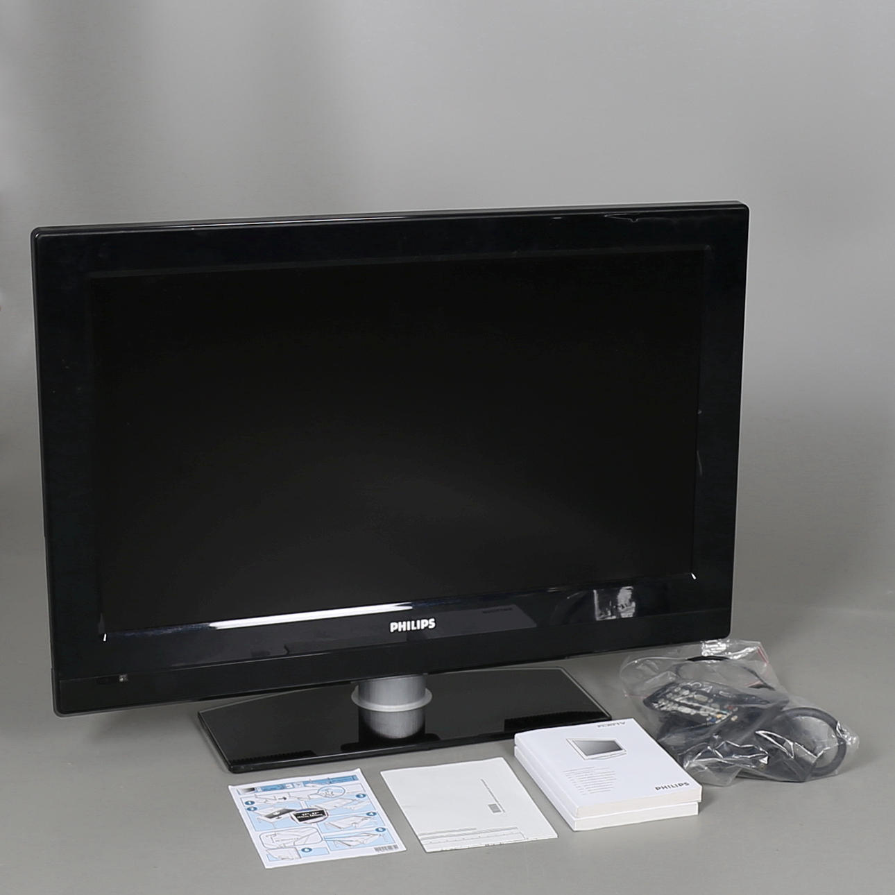 TV i 32 tum. LCD. Philips 32PFL3312.