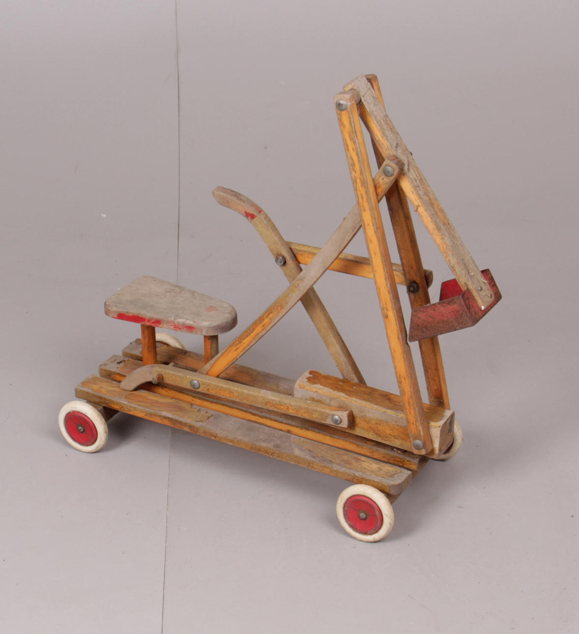 GRÄVSKOPA, trä och metall, 1900-talets mitt.