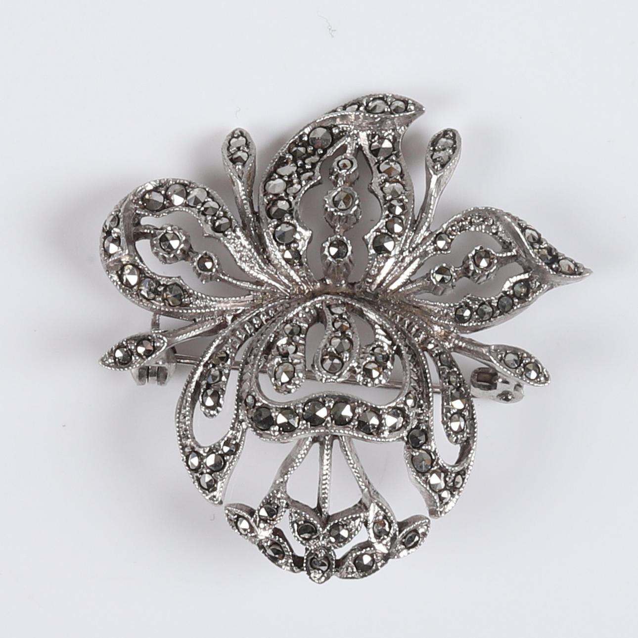 BROOCH, Silver, Marcasite.