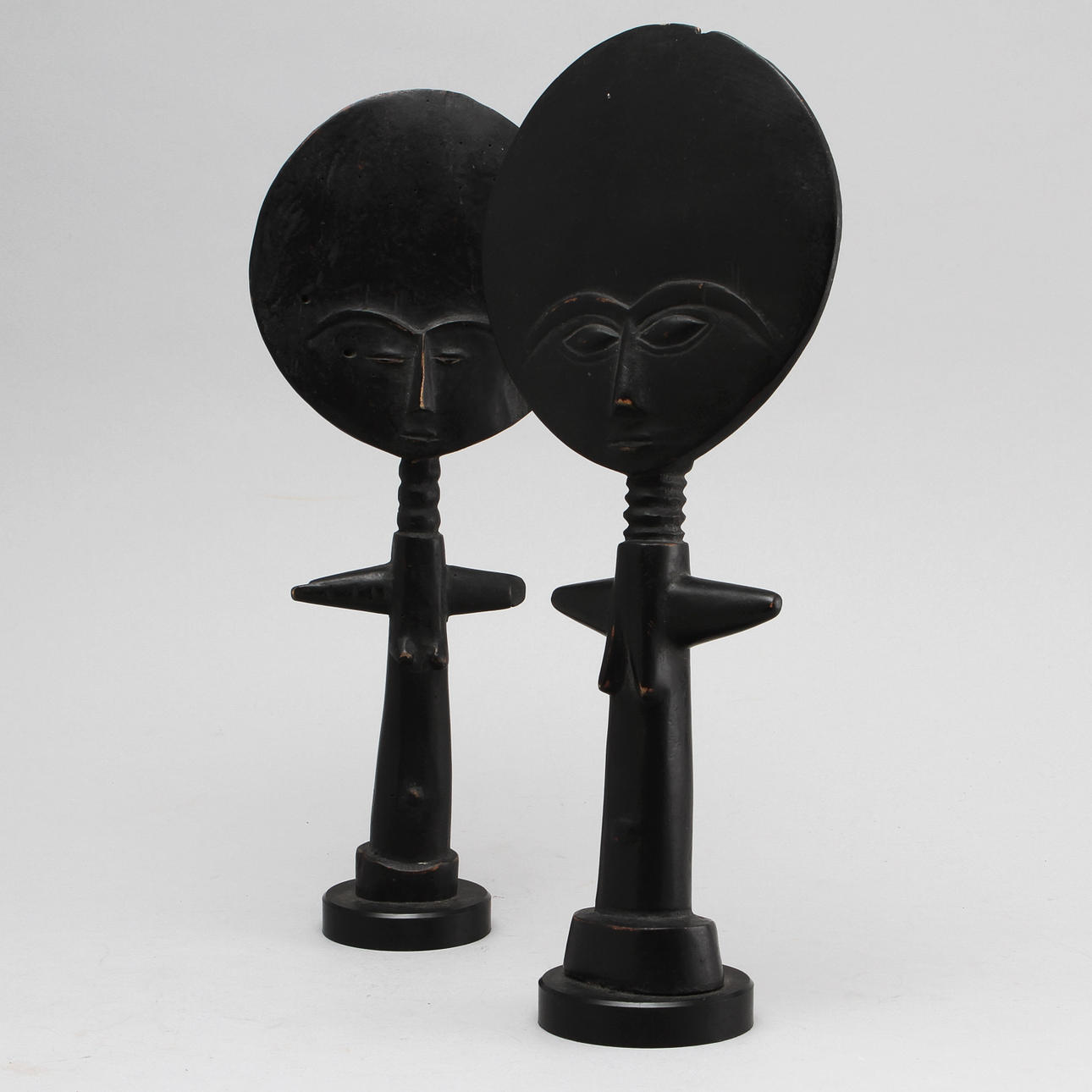 FIGURINER, 2 st, Ashanti troligen från Ghana.