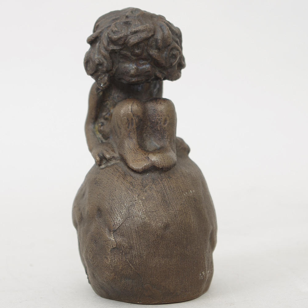 JOHN BAUER. Skulptur, "Humpe", brons, monogramsignerad J.B.