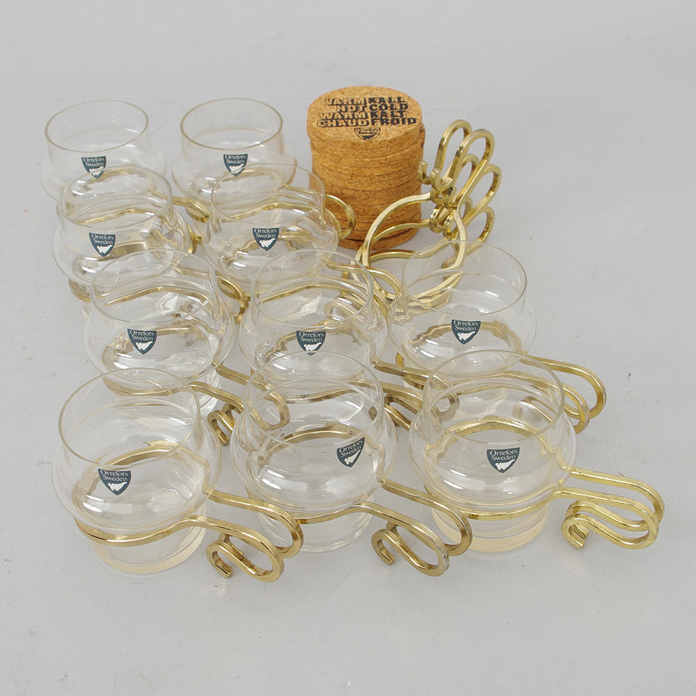 GLAS MED HÅLLARE, design Lindau & Lindekrantz, Orrefors.