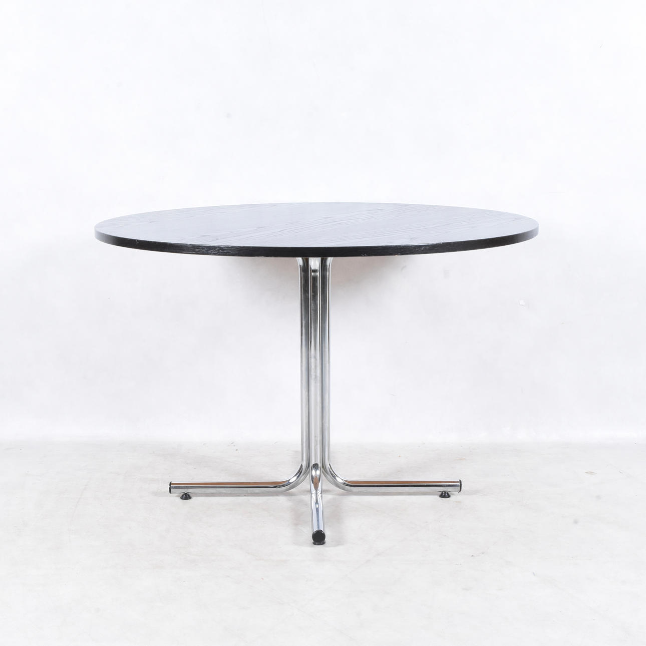 BORD, kromade ben, 1900-tal.