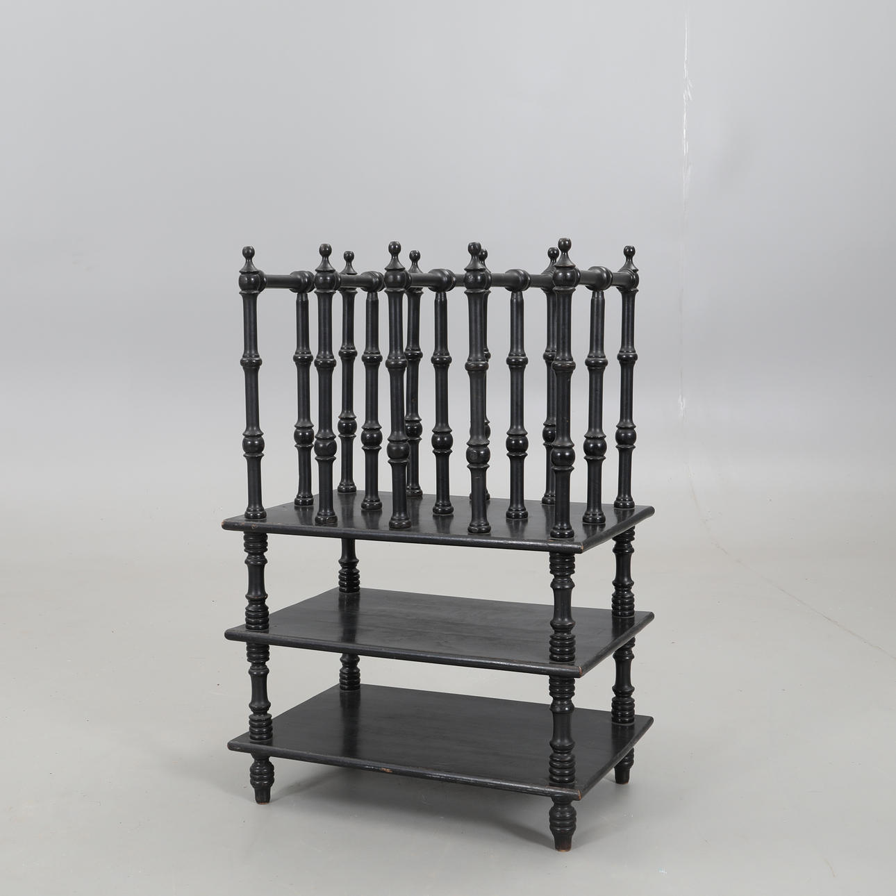 NOTENPULT, Holz, erste Hälfte 20. Jahrhundert.