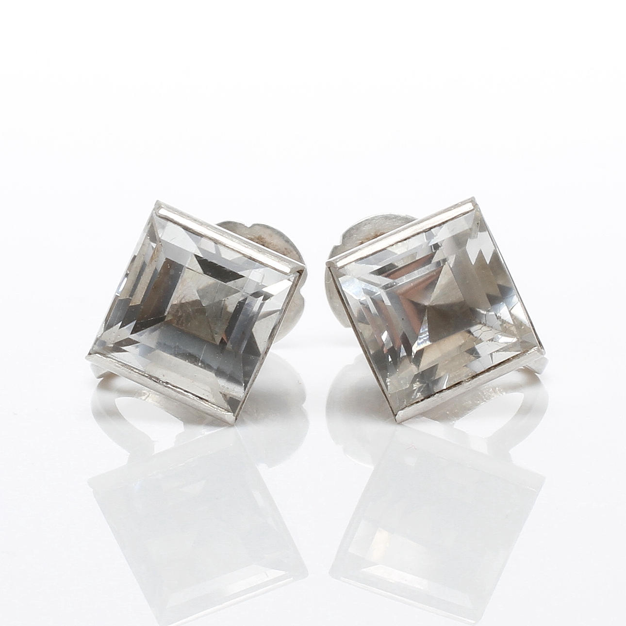 ÖRHÄNGEN 1 par, silver med bergskristall, Wiwen Nilsson, 1948.