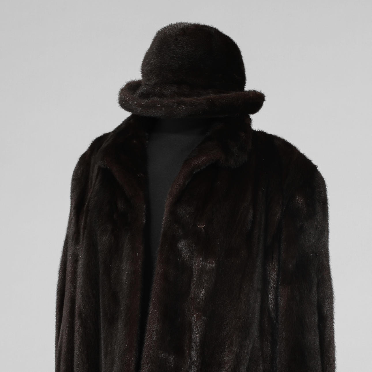 MINKPÄLS, Sagamink, inklusive hatt.