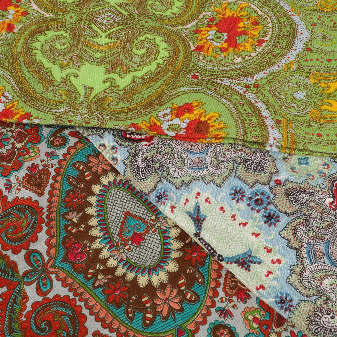 SCHALS, 3 Stück, Paisley-Muster, Oilily, Indien.