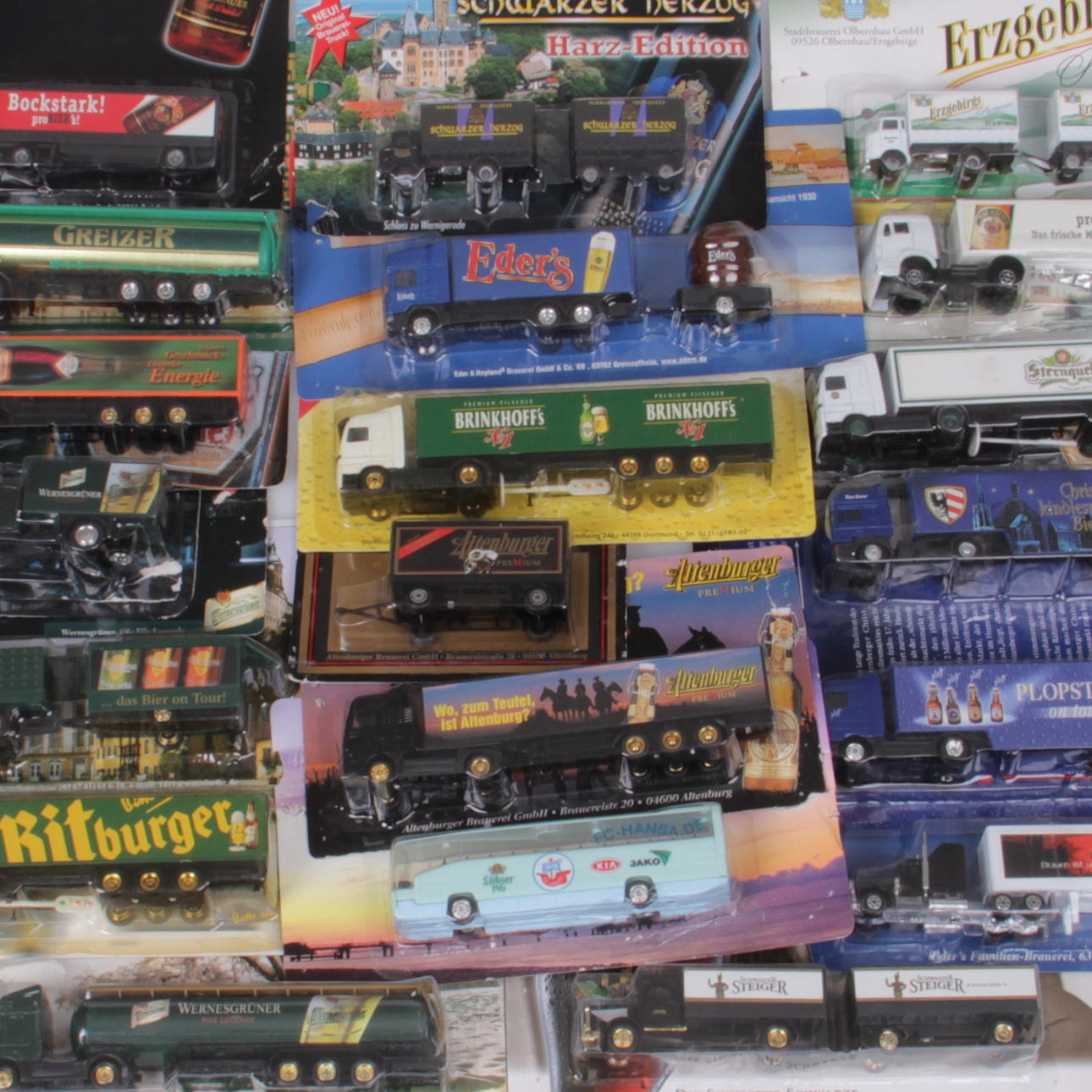 MODELLBILAR, 20 st. Lastbilar med reklam, i orginalkartonger, 1900-tal.