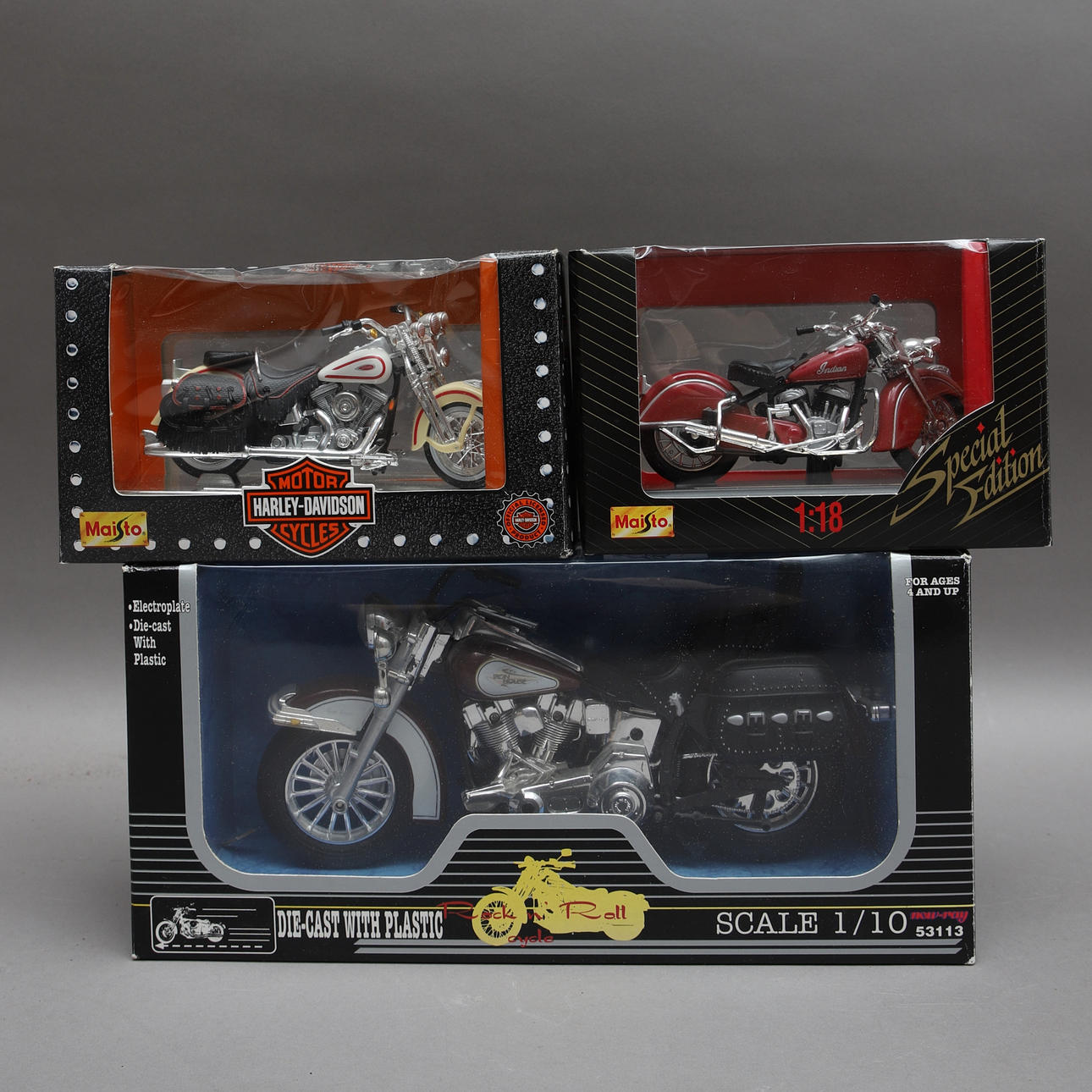 MODEL MOTORCYCLES, 3 pcs, Maisto & New-ray, in original box. Toys