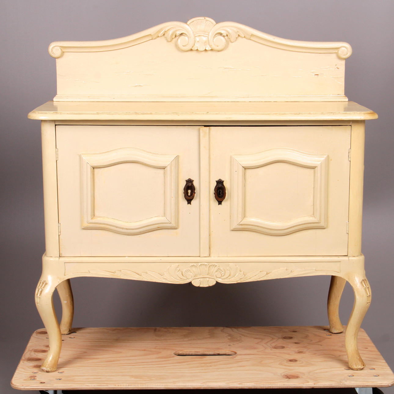 BUFFE, rokokostil, omkring sekelskiftet 1900.