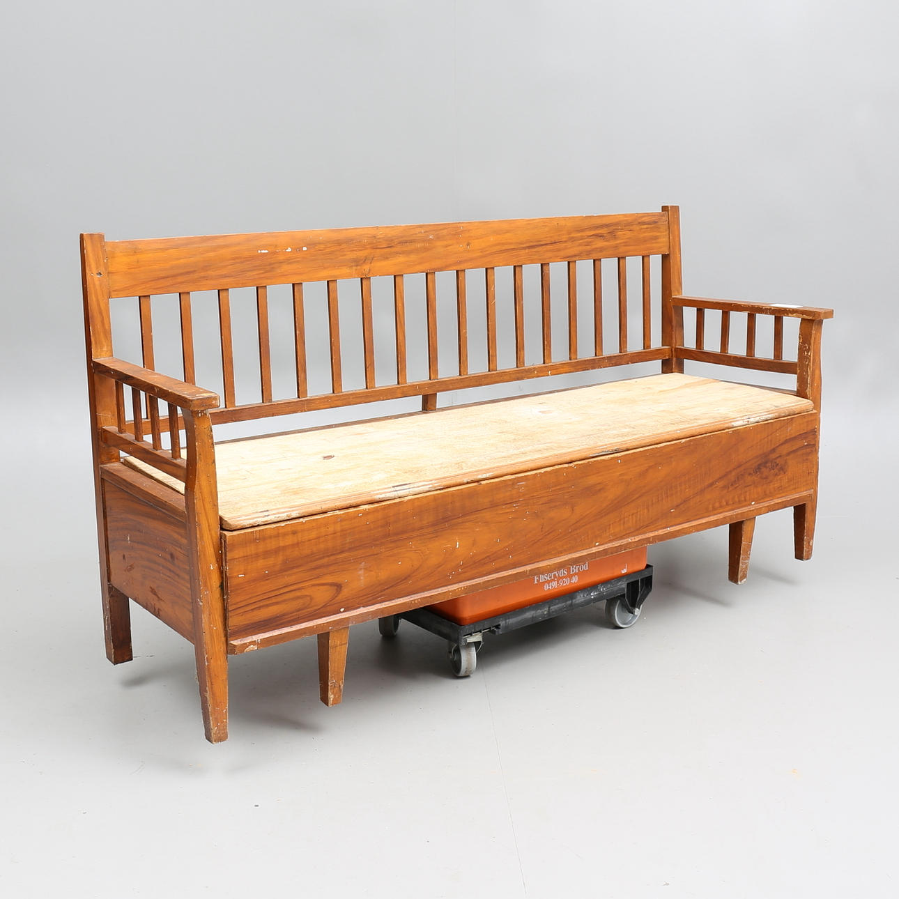 TRÄSOFFA, 1900-talets första hälft.