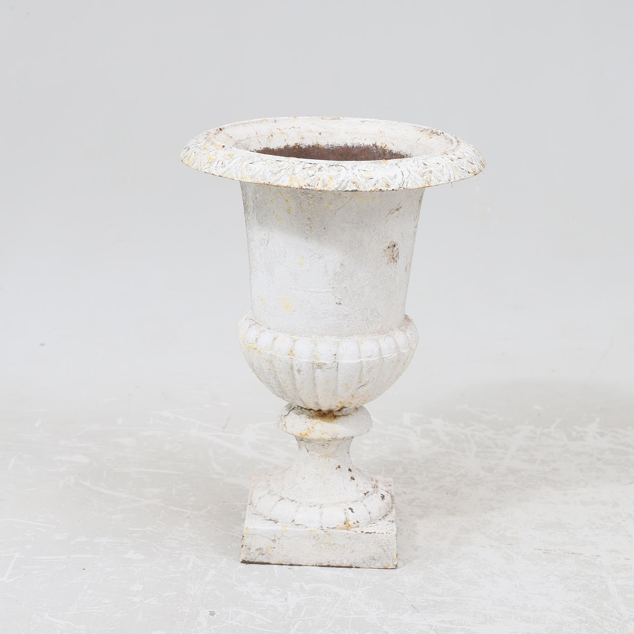 TRÄDGÅRDSURNA, gjutjärn, 1900-tal.