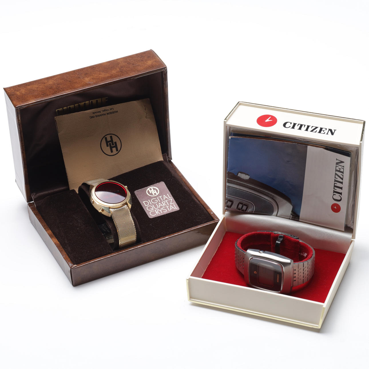 WRIST WATCH, 2 pcs, quartz, 1970s.